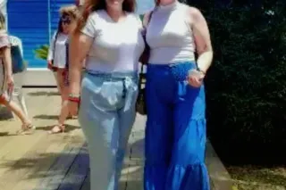 Mom &amp; Daughter Duo Availab... - Image 2